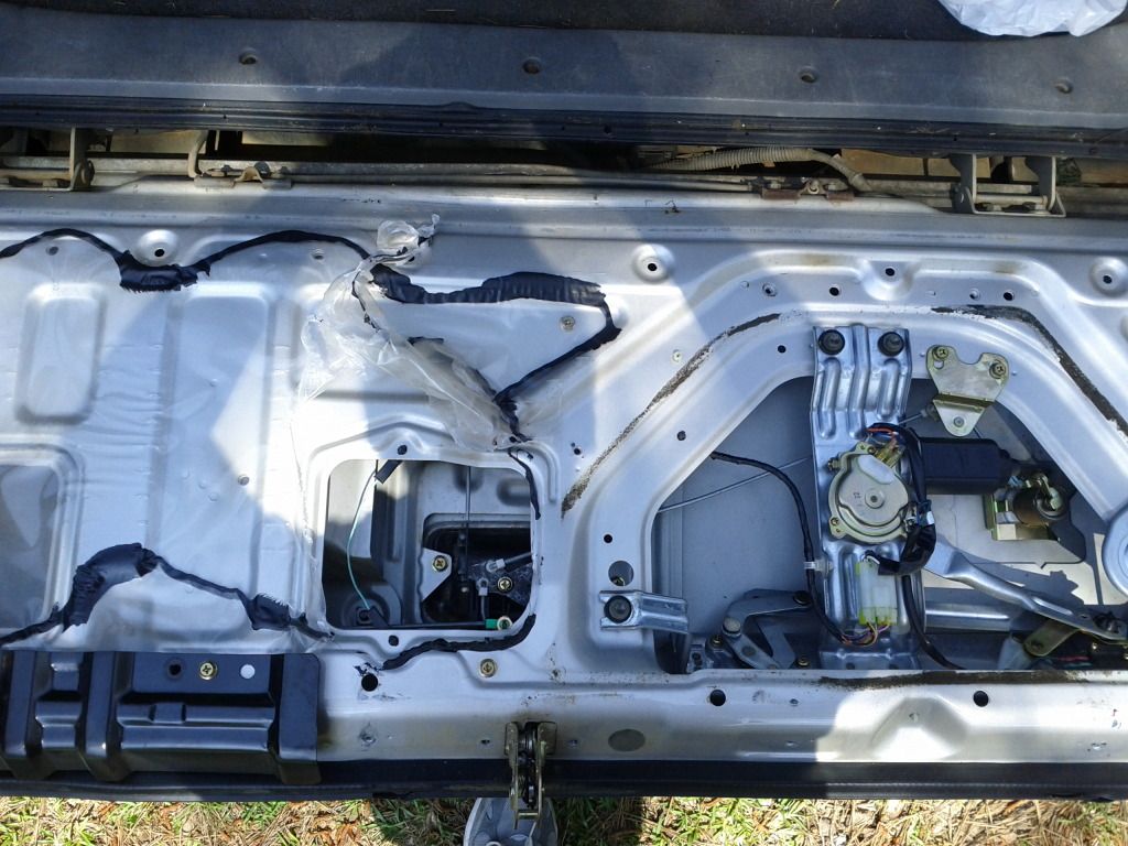 tailgate won't open......... Isuzu SUV Forum